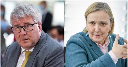 "Znikające przeprosiny" Czarneckiego. Thun zapowiada kroki