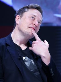 Elon Musk pochował transpłciową córkę? "Xavier nie żyje"