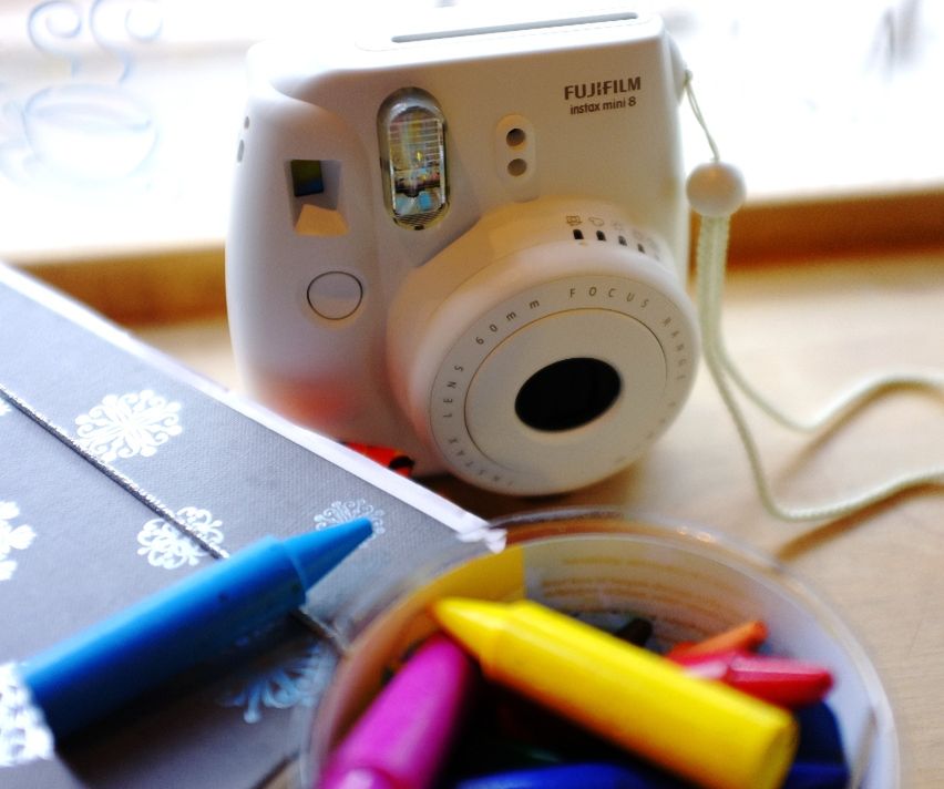 Fujifilm Instax mini 8 - maluch do fotografii natychmiastowej już w Polsce 7