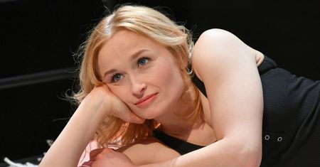 Nagrywali Justynę Bartoszewicz na scenie w nagich scenach. Teatr wydał oświadczenie