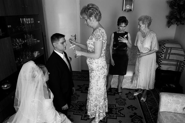 Trudne momenty do fotografowania podczas ślubu – jak sobie z nimi poradzić? [poradnik] 3