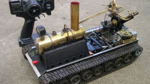 Zdalnie sterowany czołg z silnikiem parowym (wideo) 1