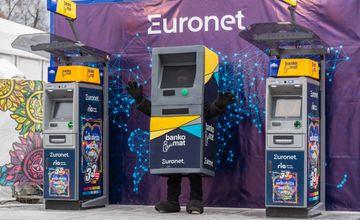 Z bankomatu wypłacisz mniej Blikiem. Tylko symboliczna kwota