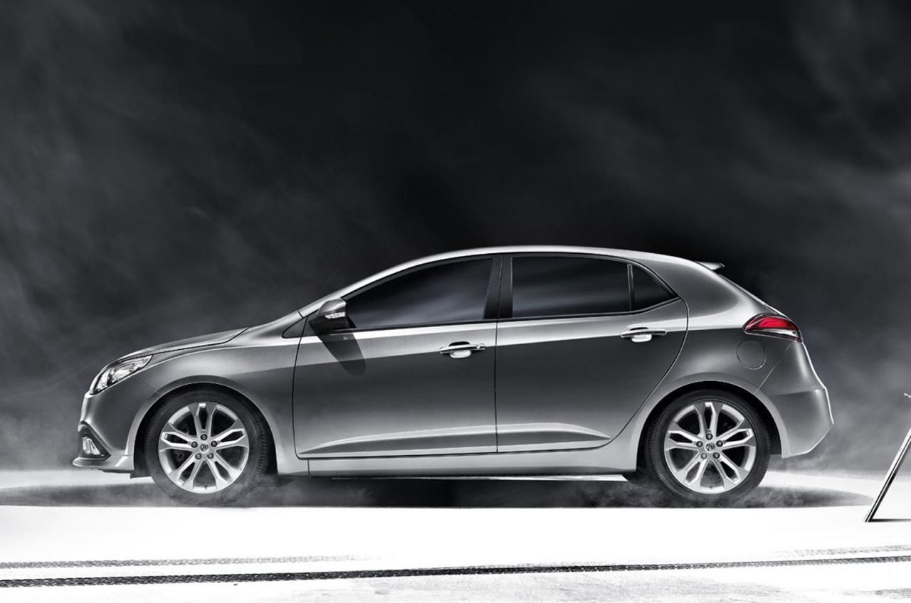 2013 MG5