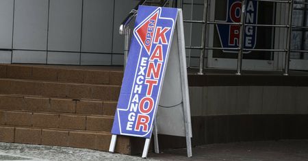 Kraków: tak kantory "kantują" turystów