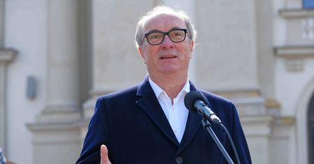 Wybory 2020. Włodzimierz Czarzasty oskarża PO o obłudę. "Wymiotować mi się chce"
