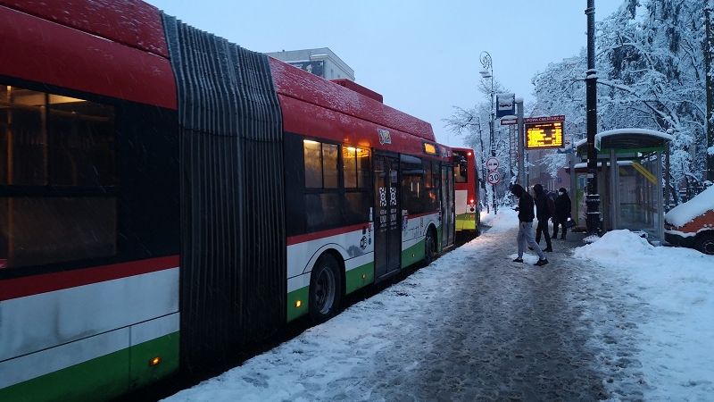 ztm mpk lublin śnieg zima komunikacja miejska trolejbus przystanek