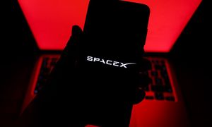 SpaceX chce przejąć Cursor. W grze 60 mld dolarów