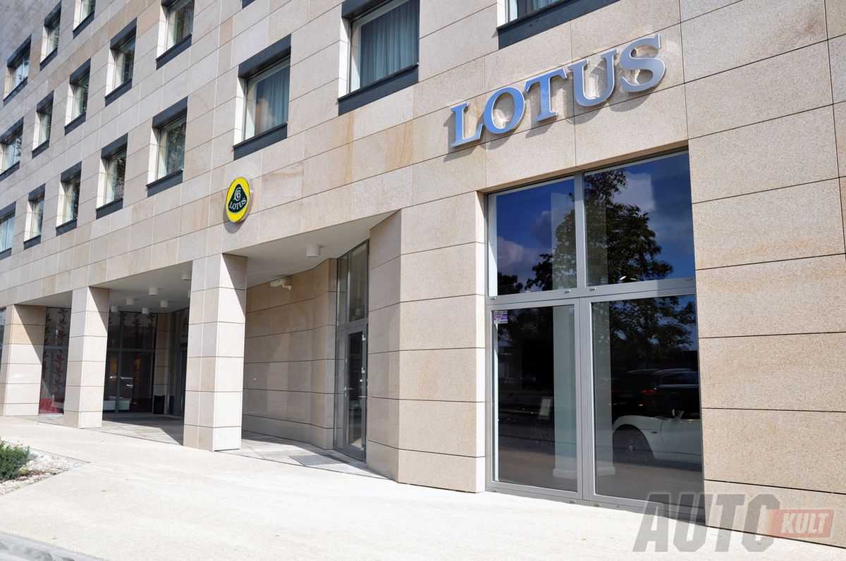 Lotus w natarciu: nowe salony i ulepszenia w samochodach