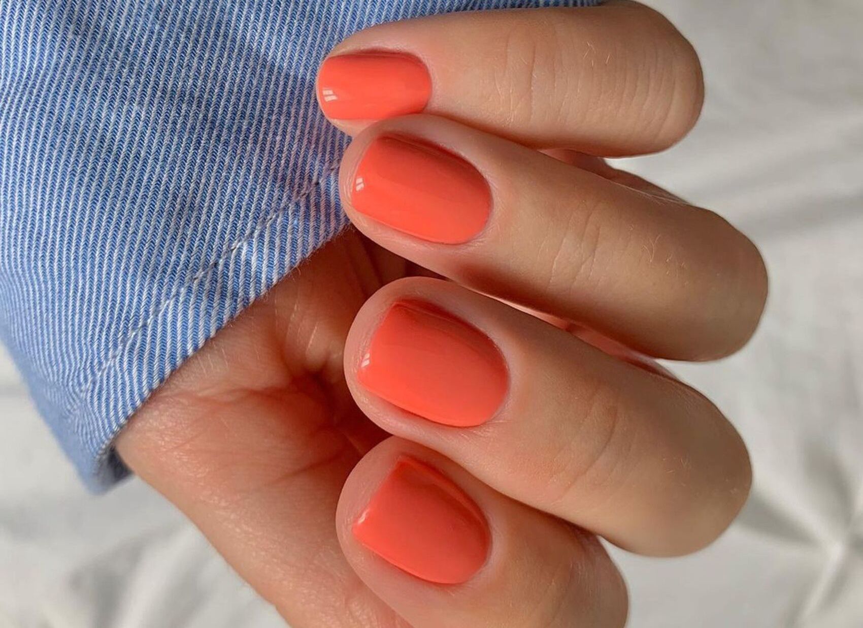 Manicure dla kobiet 50+Instagram/gel.bymegan