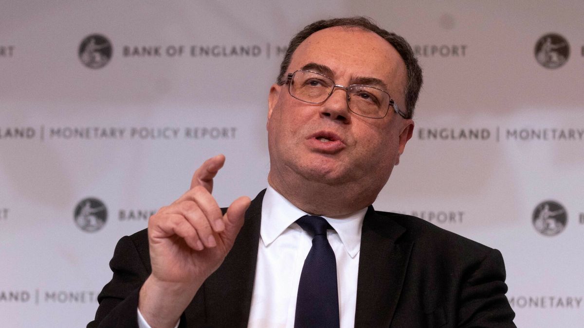 TemporaryGovernor of the Bank of England Andrew Bailey speaks during the Monetary Policy Report Press Conference at The Bank of England in the City of London on February 3, 2022. - The Bank of England on Thursday lifted its main interest rate for the second time in a row in a bid to tackle decades-high inflation. (Photo by Dan Kitwood / POOL / AFP)DAN KITWOOD