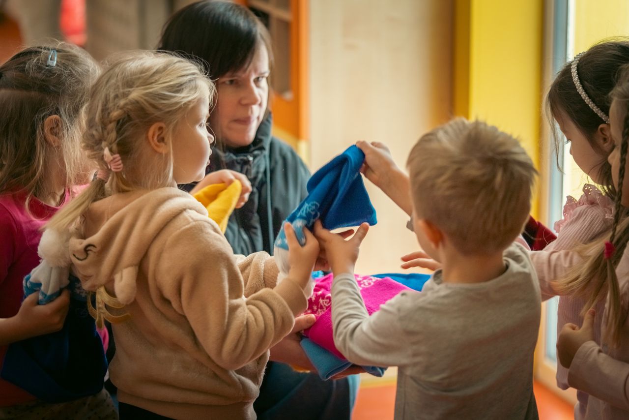 Jak dbać o głowę zimą? Wiedzą to już przedszkolaki!
