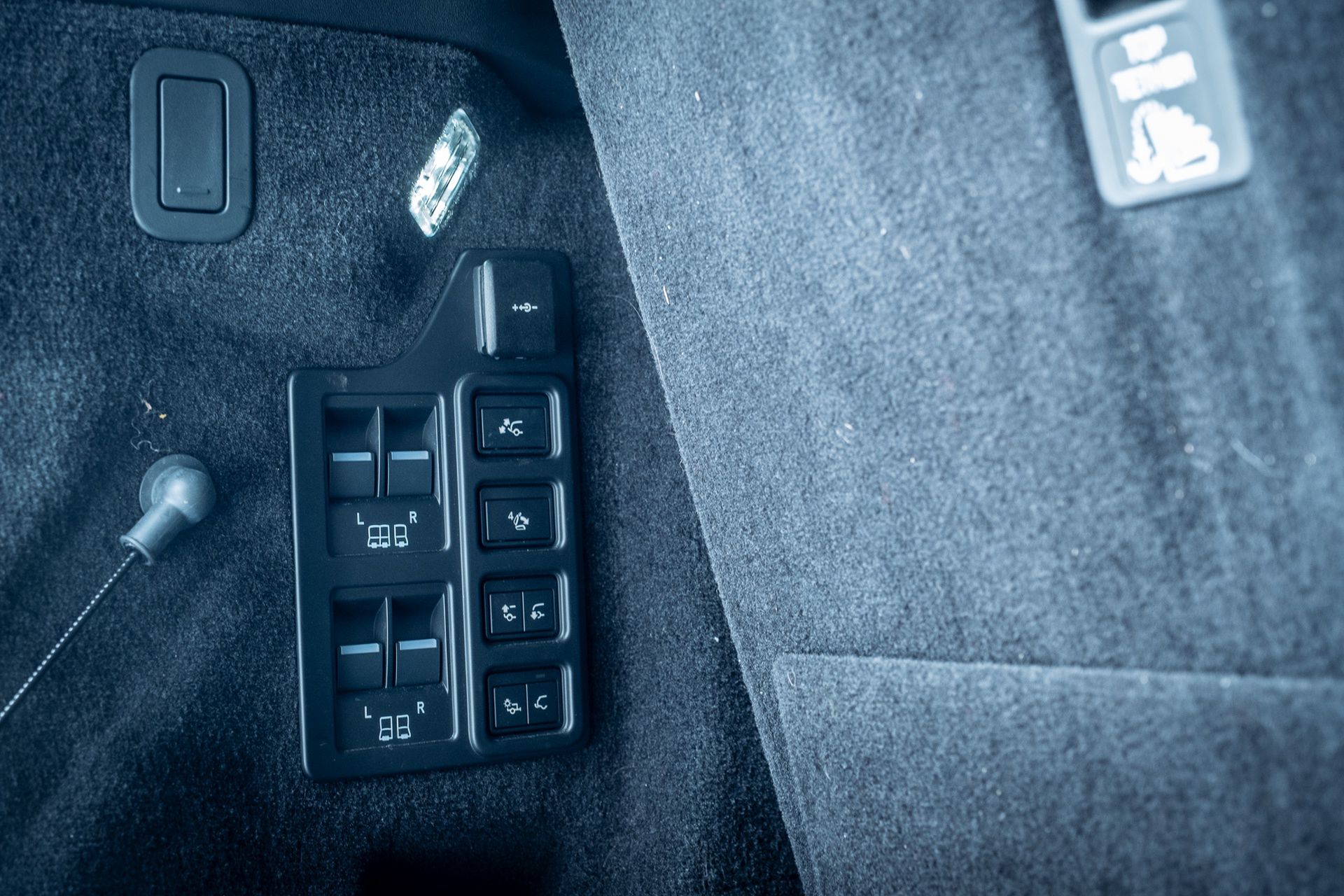 Land Rover Discovery Dynamic HSE D350 (2026)