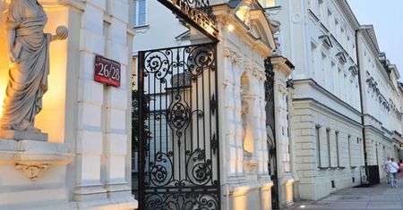 Szkolnictwo wyższe nie zdaje egzaminu w pandemii. "To parodia nauki"