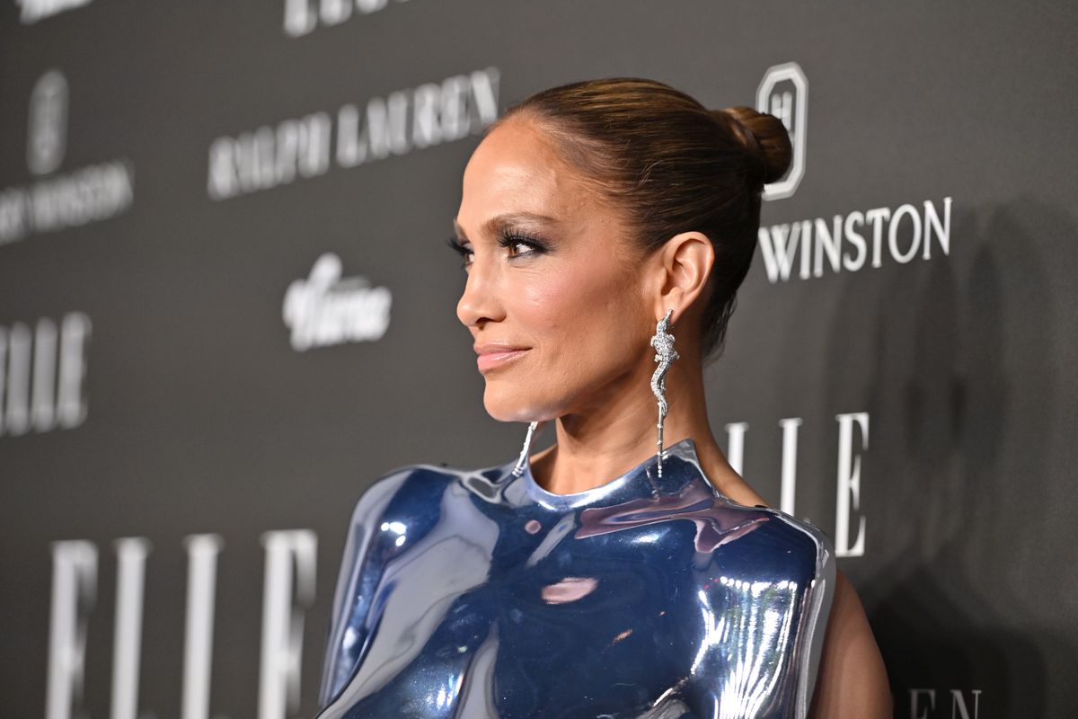 Jennifer Lopez od lat zachwyca urodą