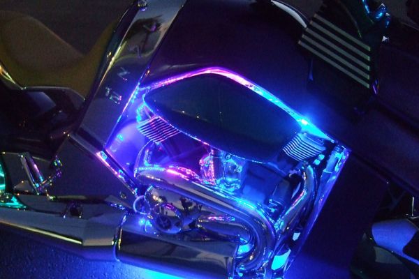 Niesamowity chopper inspirowany filmem Tron 2