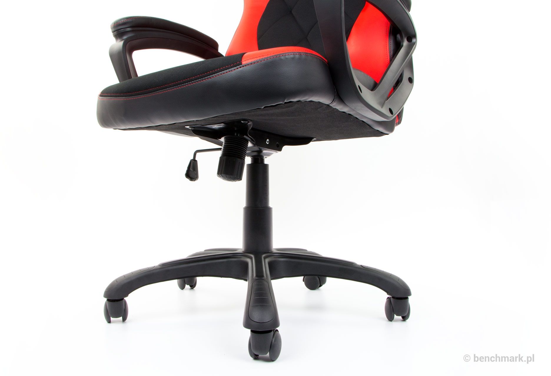 Genesis SX33 fotel dla graczy