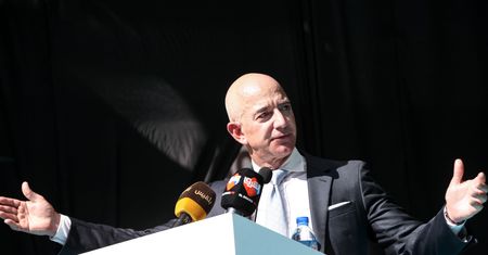 USA. Prezesi spółek giełdowych zarabiają coraz więcej. W 40 lat wzrost o 1167 proc.