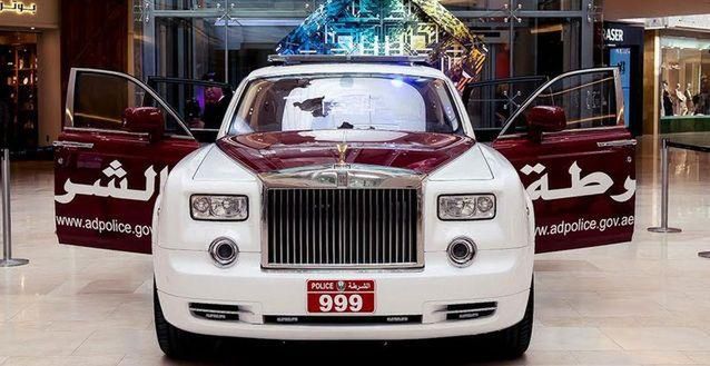 Rolls-Royce Phantom trafił do zastępów policji w Abu Zabi