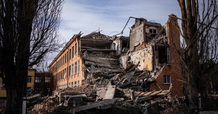 Ukrainka przeżyła atak na szkołę w Czernihowie. W Rosji jej historię uznano za nieprawdziwą