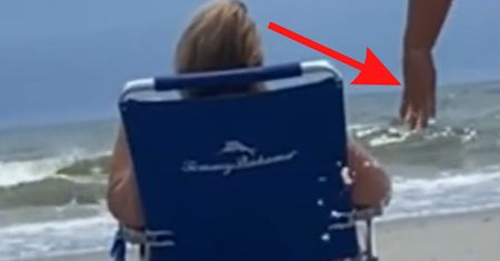 Plażowicze złamali etykietę. Zemsta nadeszła bardzo szybko
