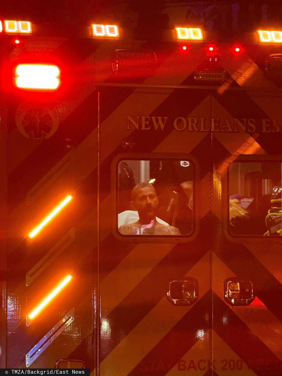 Shia LaBeouf w karetce