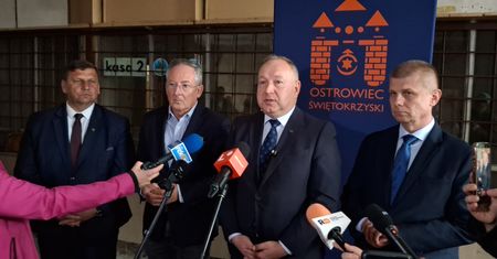 Dworzec PKP w Ostrowcu odzyska blask. Jest porozumienie w sprawie przebudowy
