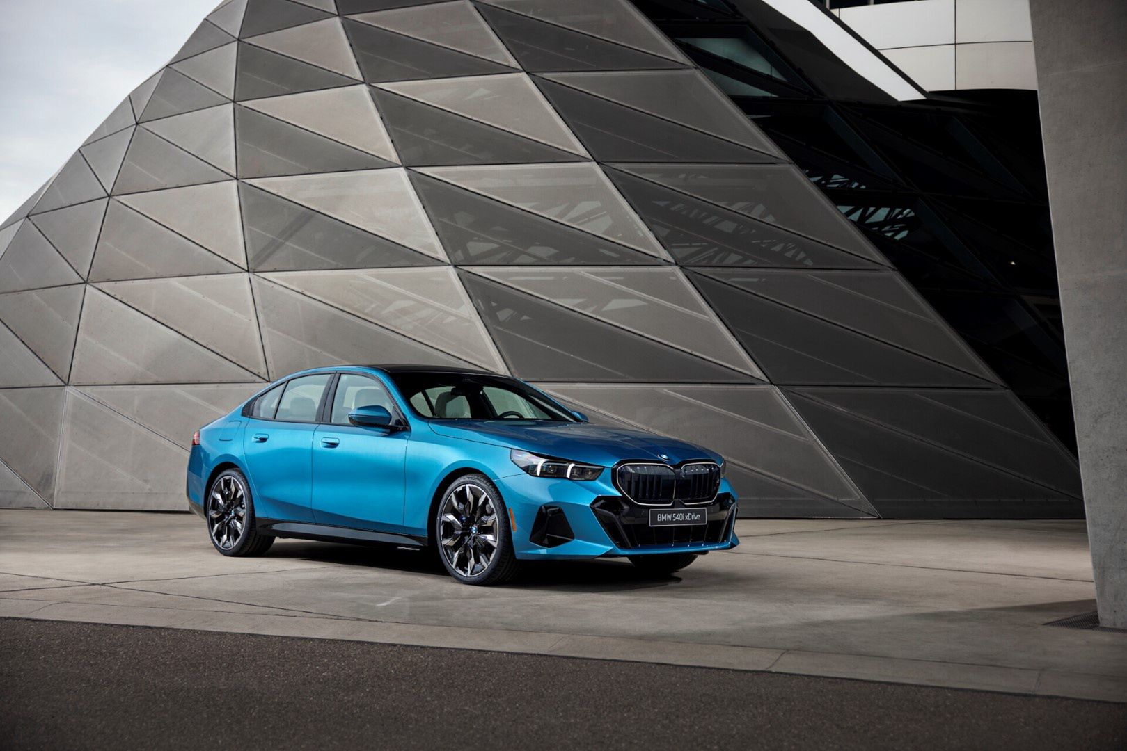 BMW Serii 5 Legacy Edition