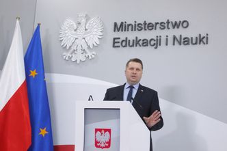 Machałek z MEiN: Dzisiejsze decyzje dot. poluzowania nie obejmą powrotu do szkół