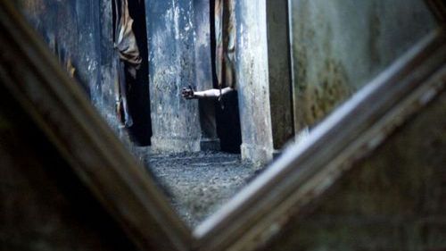 Lustereczko, lustereczko, powiedz przecie, co jest najstraszniejsze na świecie? 1