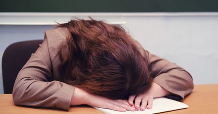 Przepracowany Polak idzie na L4. Wypalenie zawodowe to dziś wyzwanie