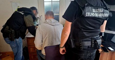 Zajmowali się nielegalnym obrotem paliwami. Dziewięć osób zatrzymanych