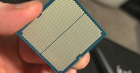 "Seryjny zabójca procesorów." Użytkownik skaży się na płytę ASRock