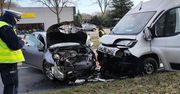 Ostróda: Wypadek na ul. Grunwaldzkiej. Trzy osoby w szpitalu