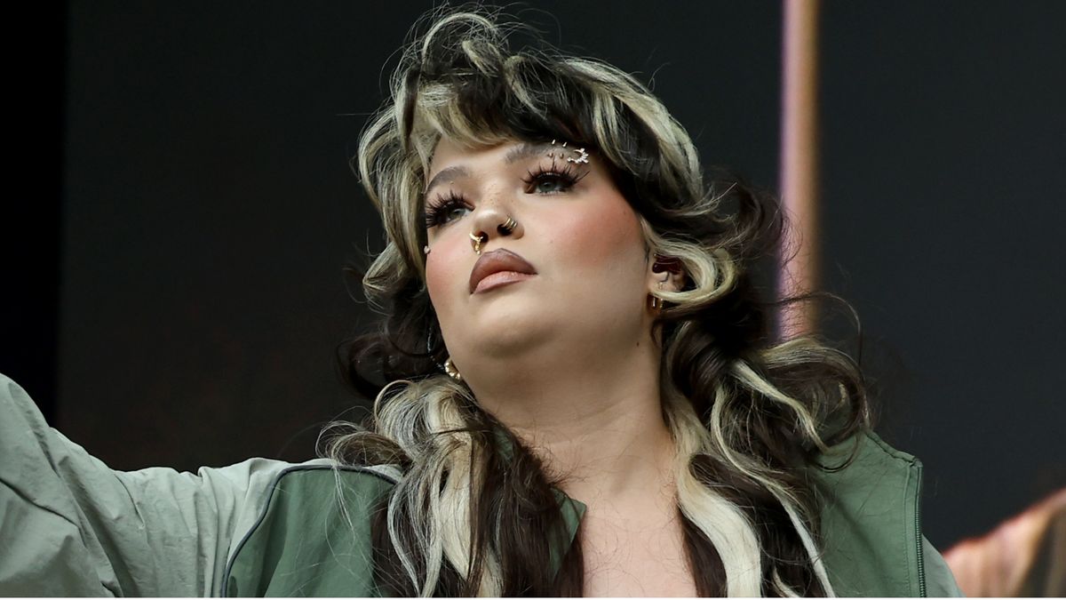 Lola Young odwołała koncerty