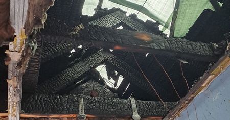 Pożar zabrał małżeństwu dach nad głową. Sąsiedzi zorganizowali zbiórkę!