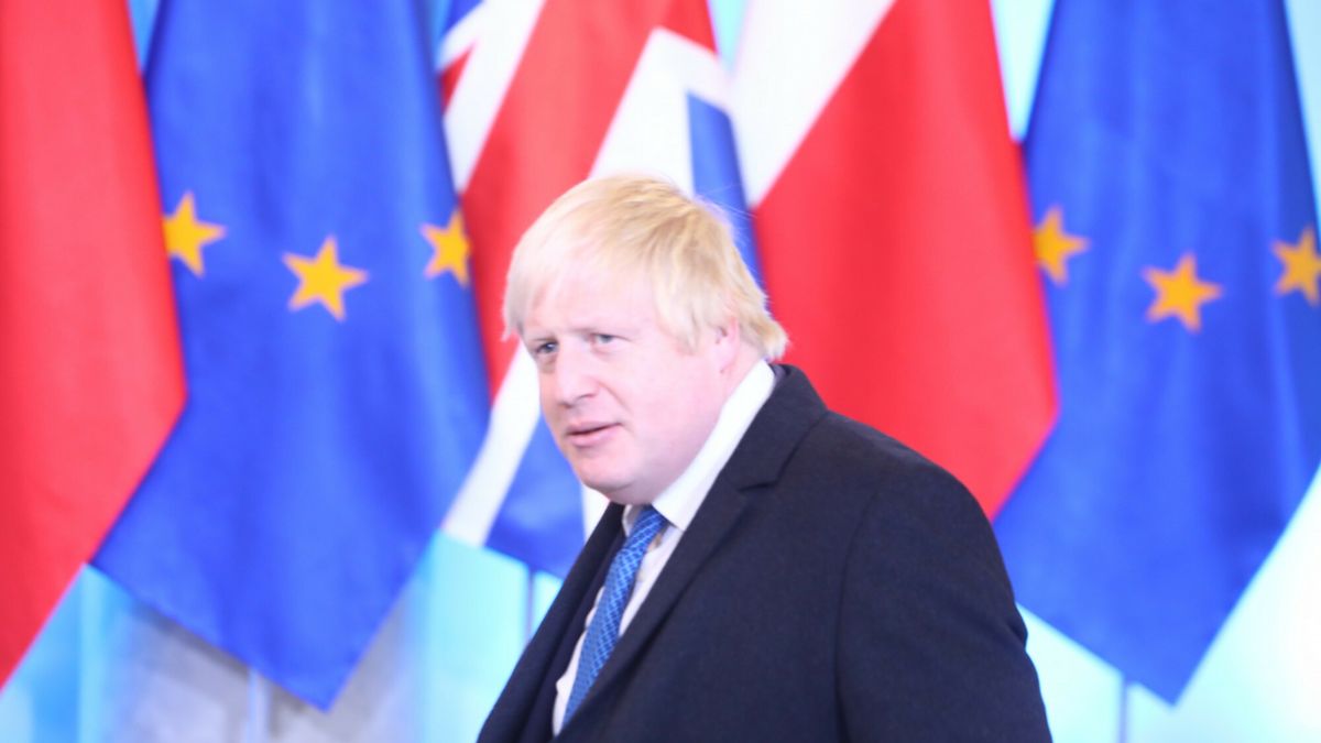 Premier Wielkiej Brytanii Boris Johnson z każdym kolejnym tygodniem ma więcej powodów do radości. Otwiera już kraj
