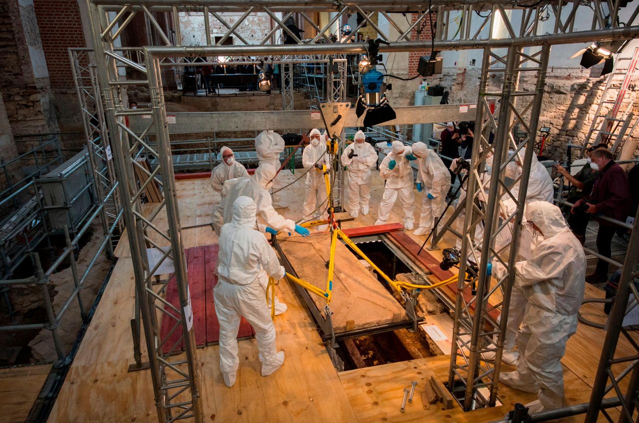 Tysiącletni sarkofag został otwarty, ale przed naukowcami kolejne wyzwania