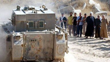 Izraelski pojazd opancerzony w Rafah