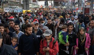 Niemcy zamkną granice dla imigrantów? Następczyni Merkel nie wyklucza takiego scenariusza