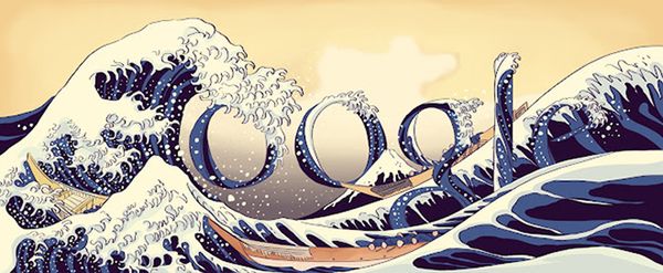 Jeden z najpiękniejszych Doodli – najsłynniejszy obraz japońskiego artysty Hokusaia Katsushiki (The Great Wave off Kanagawa) został genialnie wkomponowany w logo koncernu.