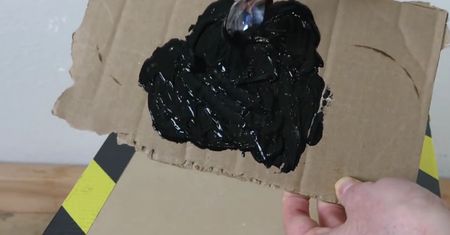 Zmieszał najciemniejszą farbę z najjaśniejszą. Powstało coś niesamowitego
