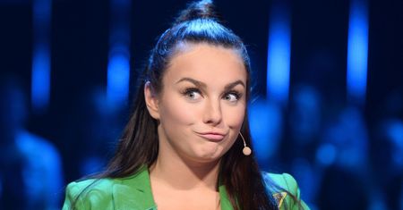 Farna komentuje plotki na swój temat. "Jestem show biznesowo dziwna"