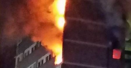 Ewakuacja setek mieszkańców. Ogromny pożar w bloku mieszkalnym