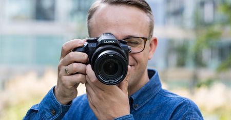 Panasonic Lumix FZ2000 - filmowy superzoom w naszych rękach