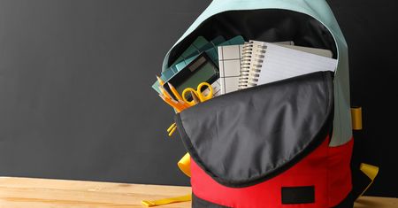 Wyprawka szkolna podrożała. Ekspert wskazuje, jak zaoszczędzić