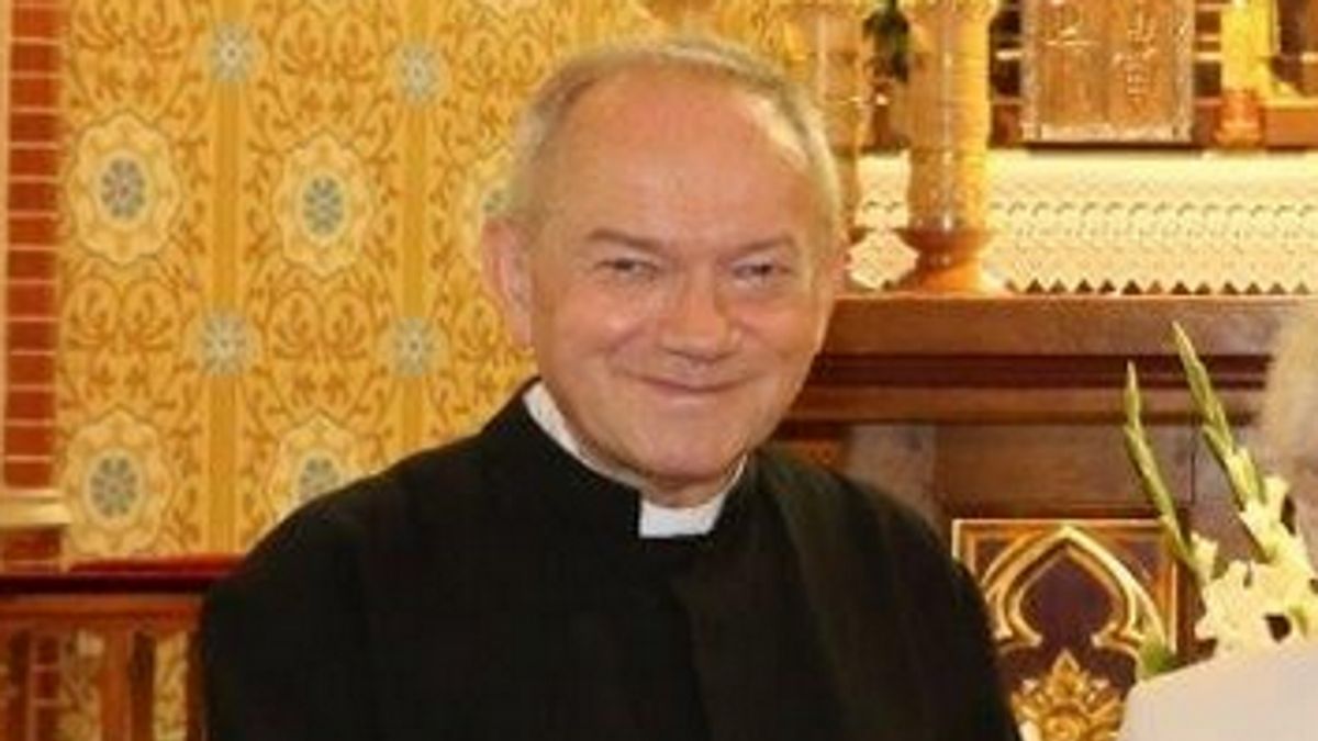 Ks. Wojciech Prostak, proboszcz parafii w Rawiczu. 