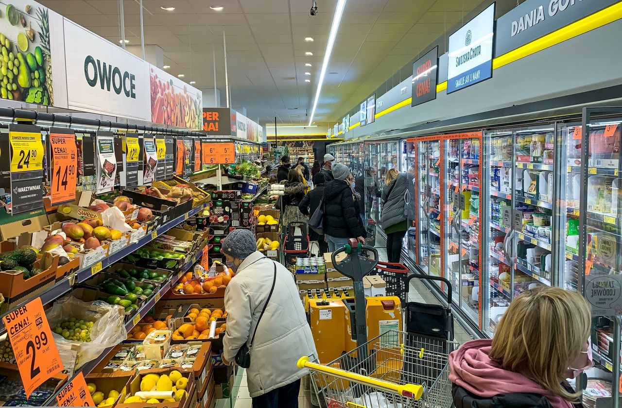 Zakaz handlu w Wigilię. Polacy powiedzieli, kiedy chcą robić zakupy