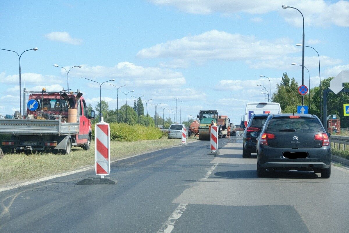 Szwajcarski ser na al. Witosa. Prace drogowe w godzinach szczytu doprowadzają kierowców do szału