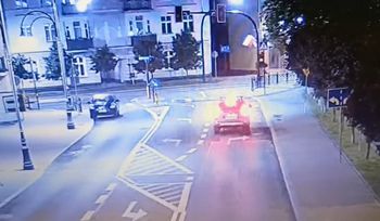 16-latek uciekał przed policją w Ełku. Jechał bez świateł i po krawężnikach